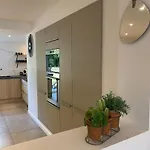 شقة Charmante Maison En Pierre, Avec Terrasse Et Jardin Prive Jallais