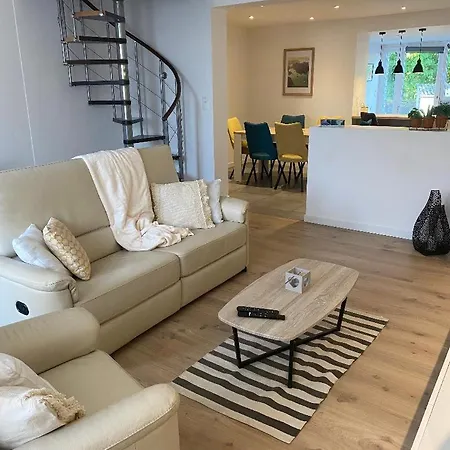 Charmante Maison En Pierre, Avec Terrasse Et Jardin Prive Lägenhet Jallais