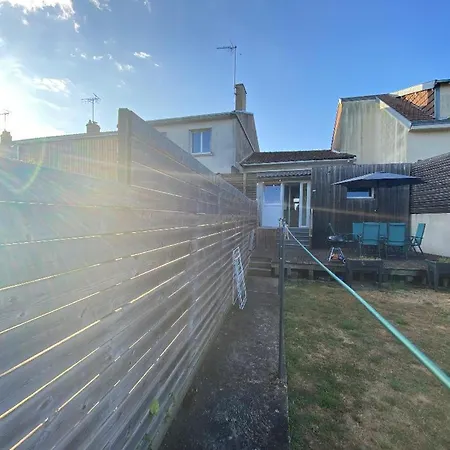 Διαμέρισμα Charmante Maison En Pierre, Avec Terrasse Et Jardin Prive *