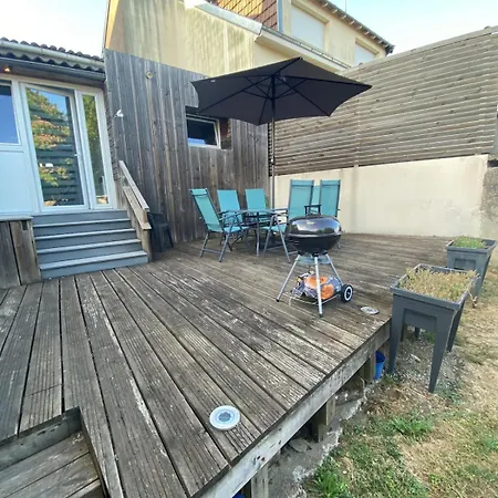 Charmante Maison En Pierre, Avec Terrasse Et Jardin Prive Lägenhet *